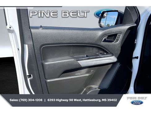 Used 2022 Chevrolet Colorado LT w/ Fleet Safety Package RWD image 18