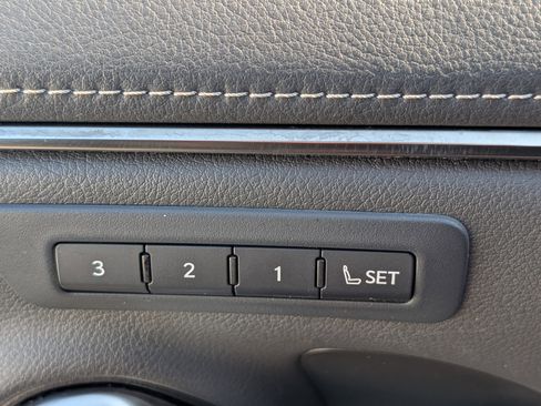 Certified 2021 Lexus ES 250 w/ Premium Package image 18