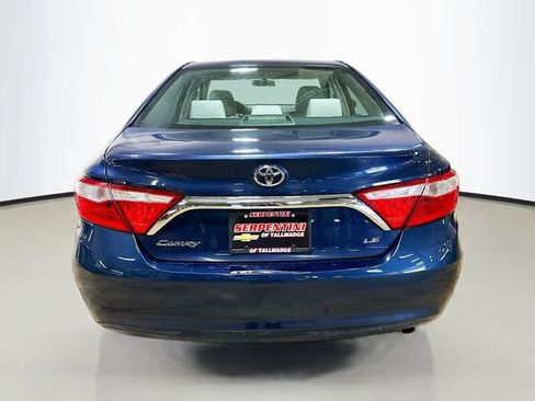 Used 2017 Toyota Camry LE FWD image 8