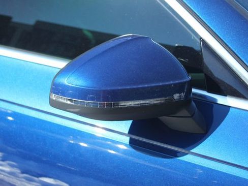 Used 2017 Audi A4 2.0T Prestige w/ Prestige Package image 11