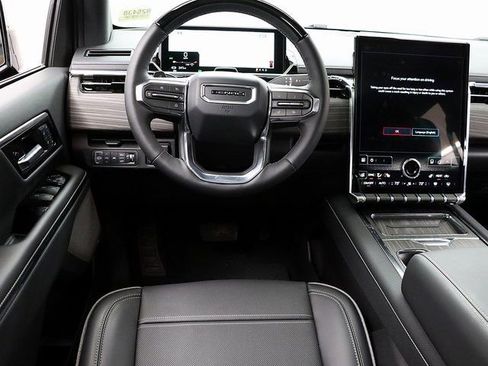 New 2025 GMC Sierra EV Denali image 17