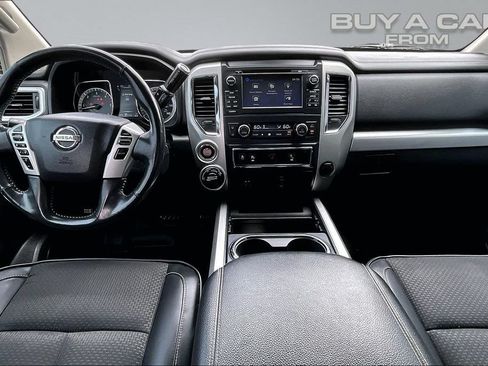 Used 2016 Nissan Titan PRO-4X AWD/4WD image 16