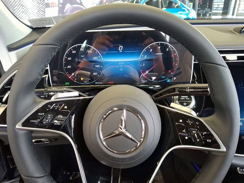 New 2026 Mercedes-Benz E 450 4MATIC All-Terrain Wagon image 14