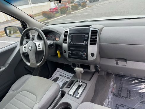 Used 2018 Nissan Frontier S w/ Work Truck Package image 27