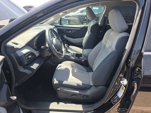 Used 2023 Subaru Outback Premium AWD/4WD image 5