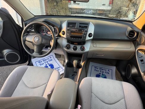 Used 2008 Toyota RAV4 2WD image 17
