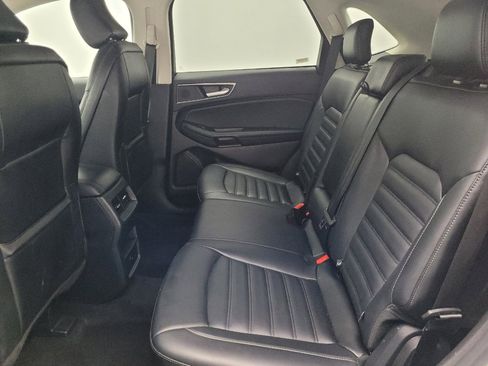 Used 2024 Ford Edge SEL image 18
