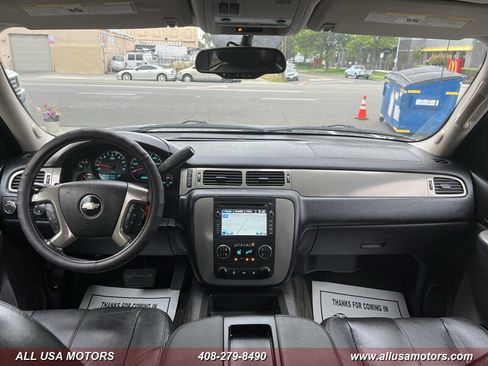Used 2010 Chevrolet Avalanche LT w/ Luxury Package AWD/4WD image 33