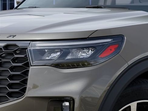 New 2027 Ford Explorer ST-Line w/ Premium Package RWD image 18