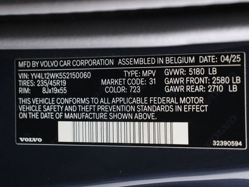Used 2025 Volvo V60 B5 Cross Country Plus AWD/4WD image 16