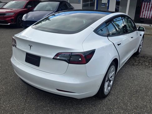 Used 2023 Tesla Model 3 Standard Range RWD image 5