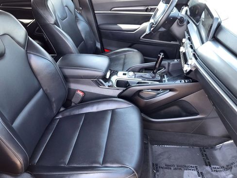 Used 2024 Kia Telluride S w/ S Sunroof Package AWD/4WD image 5