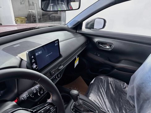 New 2027 Honda HR-V Sport image 5