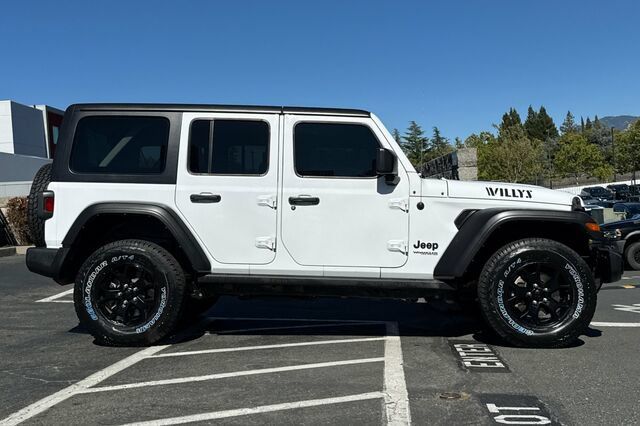 Used 2022 Jeep Wrangler Unlimited Sport AWD/4WD image 3