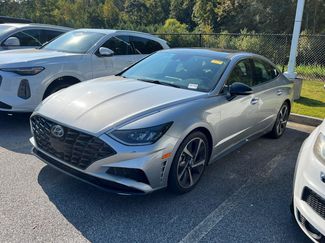 Used 2021 Hyundai Sonata SEL Plus w/ Tech Package image 1