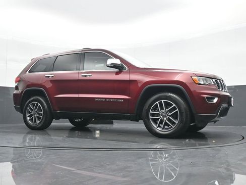 Used 2019 Jeep Grand Cherokee Limited image 23