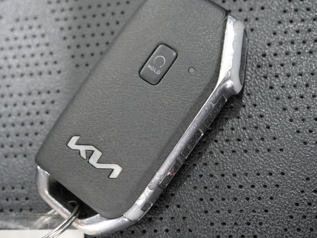 Used 2024 Kia Seltos SX w/ SX Sunroof Package AWD/4WD image 28