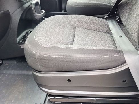 Used 2025 RAM ProMaster 2500 FWD image 8