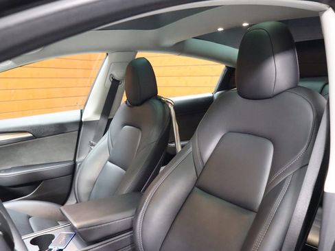 Used 2023 Tesla Model 3 Standard Range RWD image 35