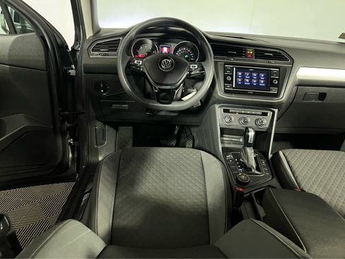 Used 2021 Volkswagen Tiguan S image 12