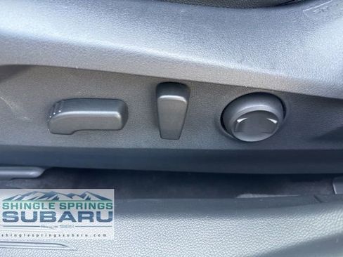 Certified 2025 Subaru Outback Onyx Edition image 40