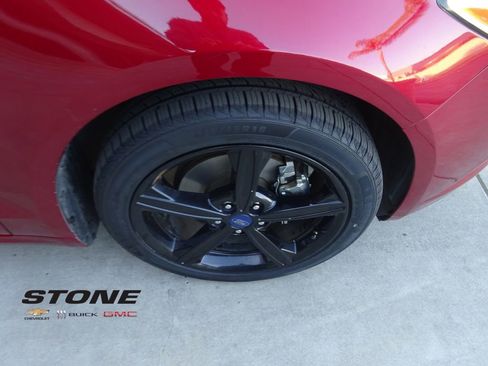 Used 2016 Ford Fusion SE image 10