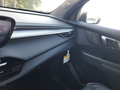 Used 2026 Buick Enclave Preferred image 25