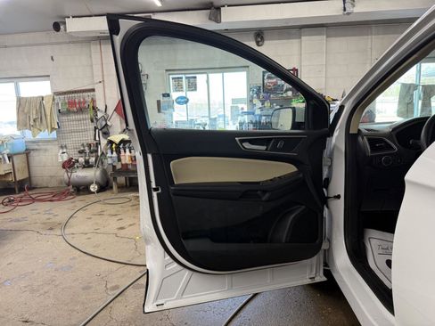 Used 2024 Ford Edge SEL w/ Convenience Package image 24