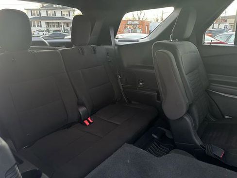 Used 2020 Ford Explorer XLT w/ Comfort Package image 17