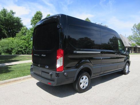 Used 2017 Ford Transit 250 148 Medium Roof RWD image 14