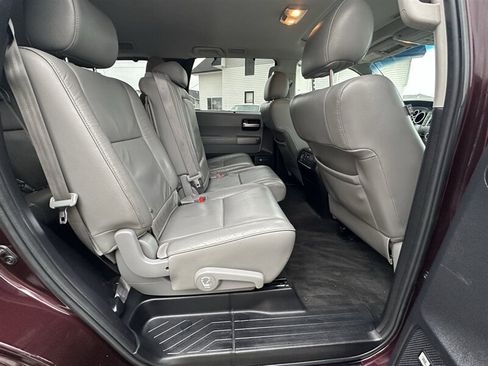 Used 2015 Toyota Sequoia Limited AWD/4WD image 16