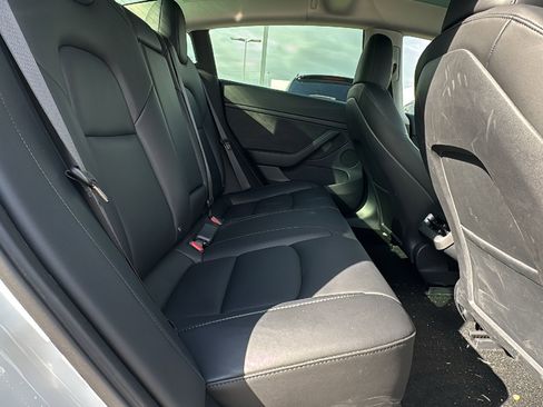 Used 2023 Tesla Model 3 Long Range image 21