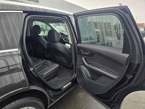 Used 2024 Audi Q7 3.0T Premium Plus image 14