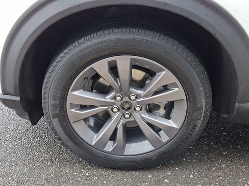 Certified 2023 Ford Explorer XLT w/ Equipment Group 202A image 10