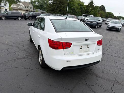 Used 2011 Kia Forte EX w/ Fuel Economy Pkg FWD image 8