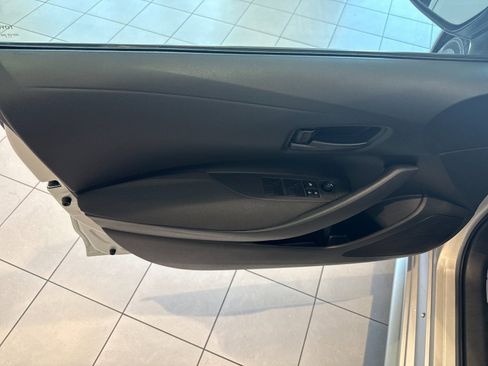 Used 2024 Toyota Corolla LE FWD image 11