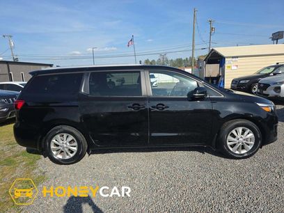 Used 2018 Kia Sedona LX w/ LX Essentials Premium Package