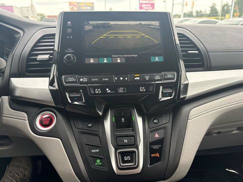 Used 2018 Honda Odyssey EX image 42