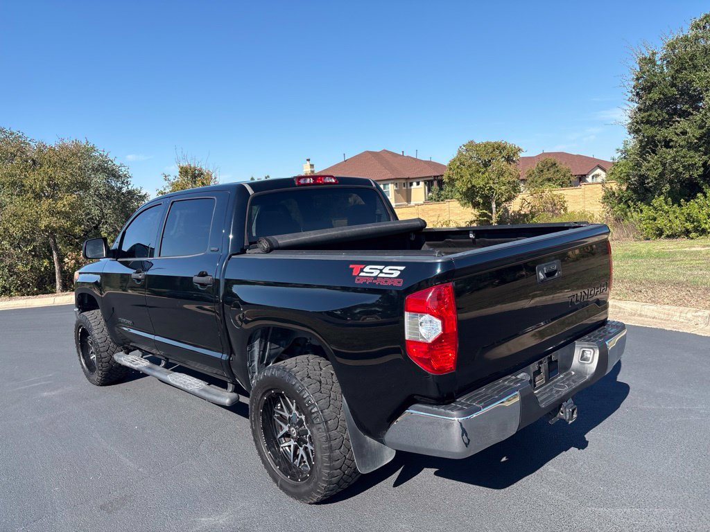 Used 2018 Toyota Tundra SR5 w/ SR5 Upgrade Package RWD image 3