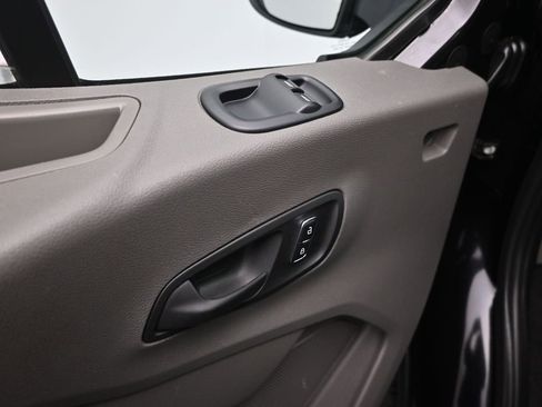 Used 2024 Ford Transit 350 XLT image 10