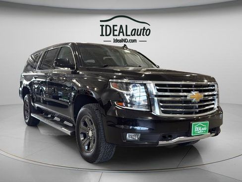 Used 2016 Chevrolet Suburban LT image 1