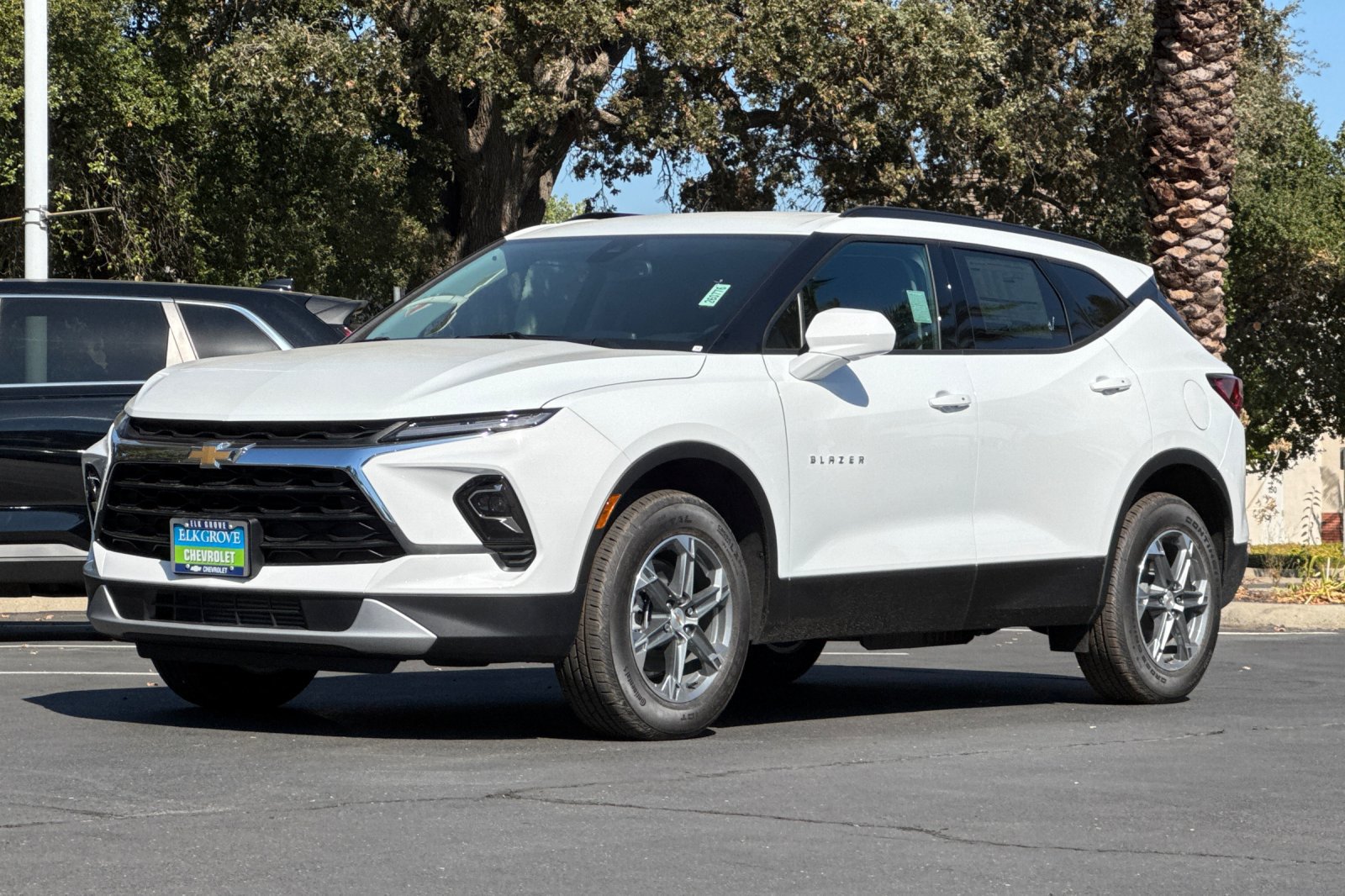 New 2026 Chevrolet Blazer LT w/ Convenience Package FWD image 7