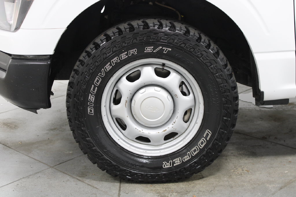 Used 2023 Ford F150 XL w/ FX4 Off-Road Package AWD/4WD image 18