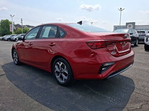 Used 2019 Kia Forte LXS FWD image 4