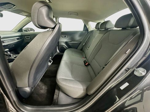 Used 2025 Kia K4 FWD image 26