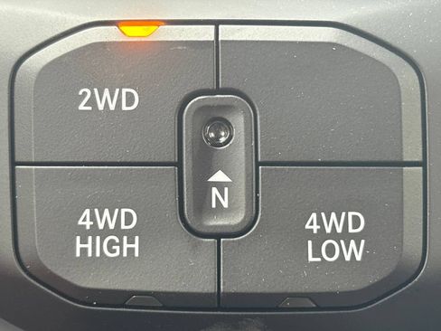 New 2026 RAM 2500 Big Horn AWD/4WD image 15