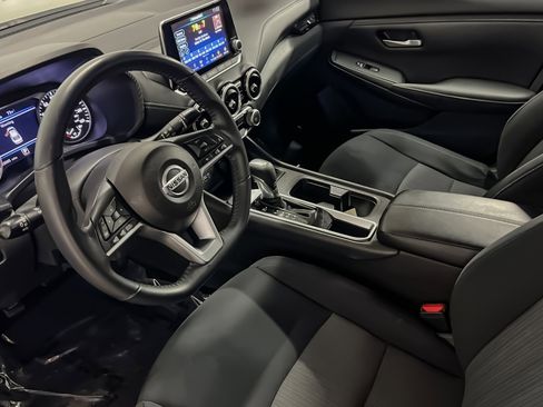 Used 2022 Nissan Sentra SV image 41