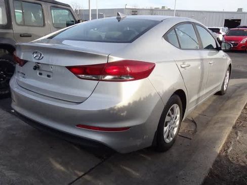 Used 2018 Hyundai Elantra SE w/ SE Connectivity Package 04 image 6