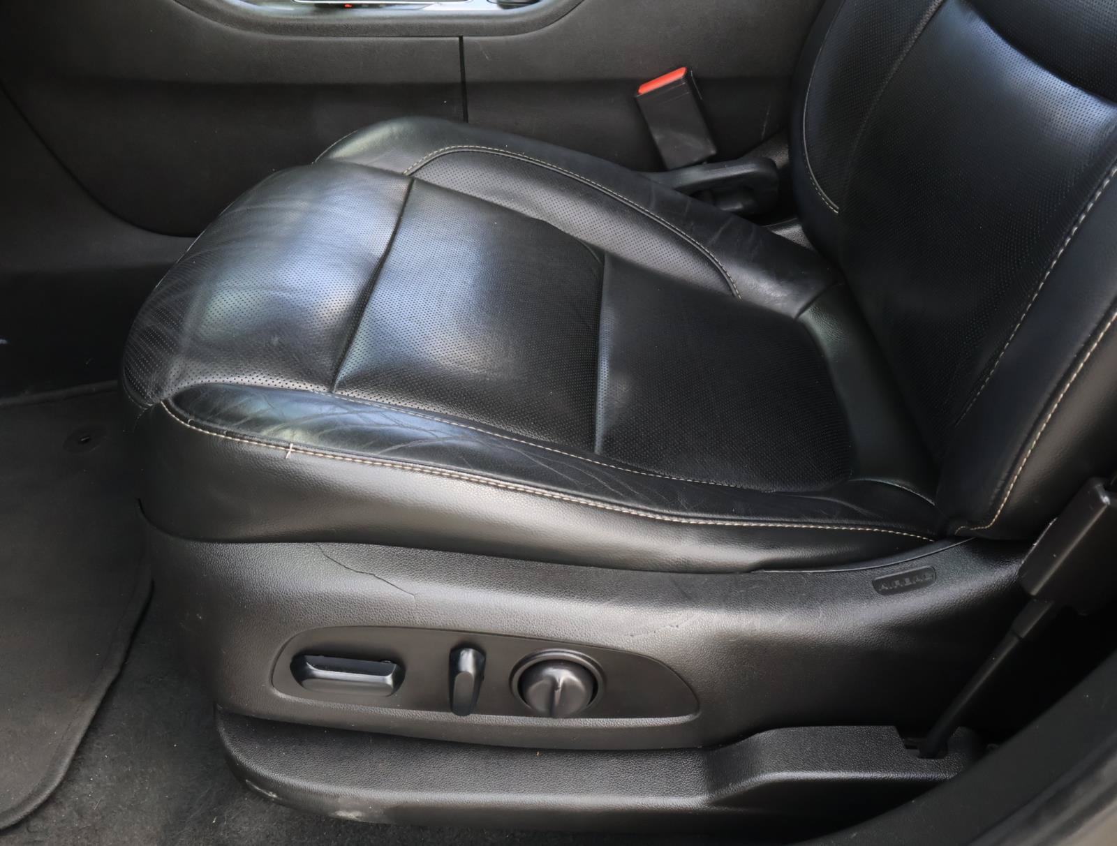 Used 2018 GMC Acadia SLT FWD image 15