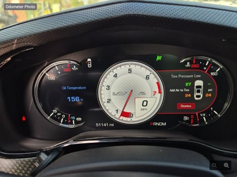 Used 2017 Cadillac CTS V w/ Luxury Package RWD image 9